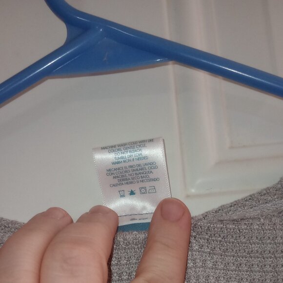 Grey waffle sweater with pockets Wake &Wear - Picture 4 of 9